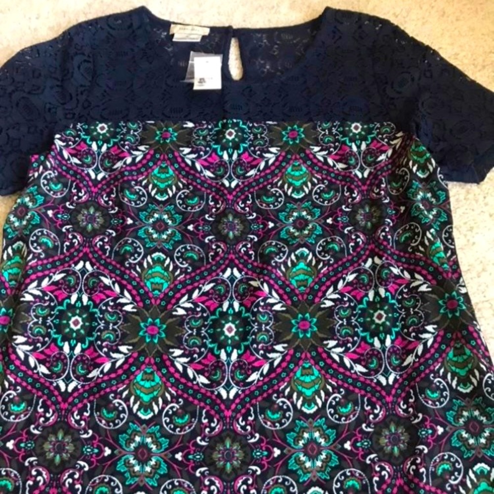 NWT Navy with Colored Pattern Blouse - Van Heusen Size Medium